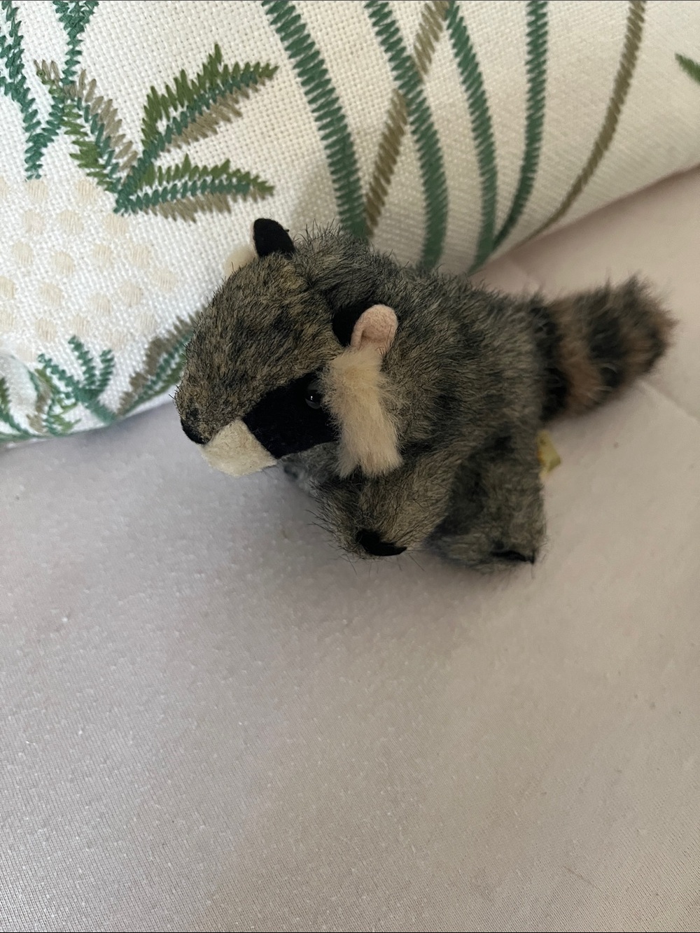 Plush - Picture 2 of 4